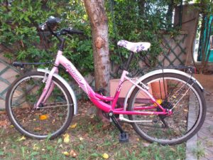 foto bicicletta ragazza